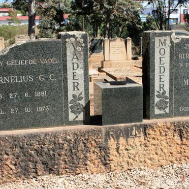 RALL Cornelius G.C. 1891-1973 &amp; Martha Maria 1885-1958