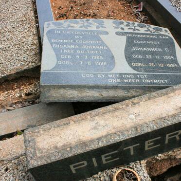 PIETERSE Johannes G. 1904-1984 &amp; Susanna Johanna DU TOIT 1909-1968