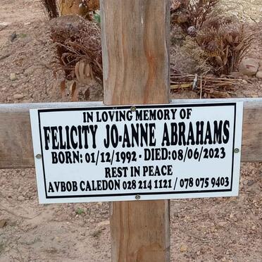 A - Surnames :: Vanne - A