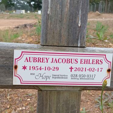 E - Surnames :: Vanne - E