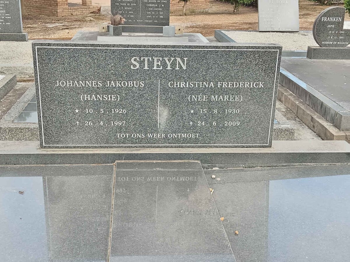 STEYN Johannes Jacobus 1926-1997 &amp; Christina Frederick MAREE 1930-2009