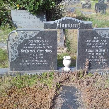 MOMBERG Frederick Cornelius 1918-1986 &amp; Johanna Maria 1916-1997
