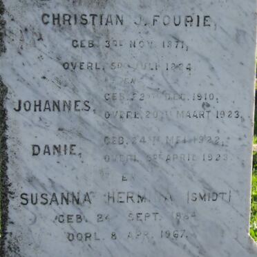 FOURIE Christian J. 1871-1924 &amp; Susanna Hermina SMIDT 1884-1967
