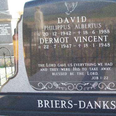 BRIERS-DANKS David Philippus Albertus 1942-1988 :: BRIERS-DANKS Dermot Vincent 1947-1948