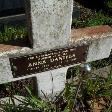 DANIELS Anna 1913-1997