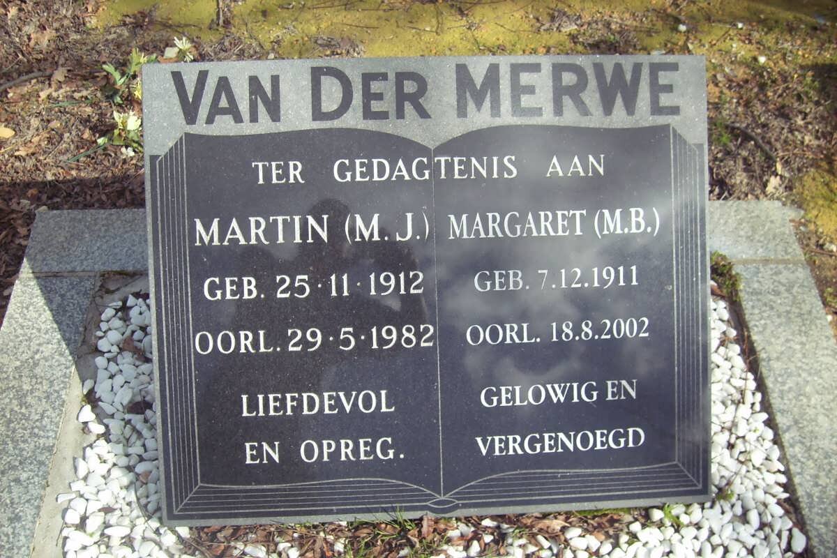 MERWE M.J., van der  1912-1982 &amp; M.B. 1911-2002