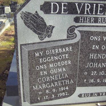 VRIES Hendrik Johannes, de 1916-1984 &amp; Cornelia Margaretha 1914-1982