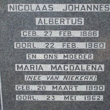 ? Nicolaas Johannes Albertus 1886-1960 &amp; Maria Magdalena VAN NIEKERK 1890-1962