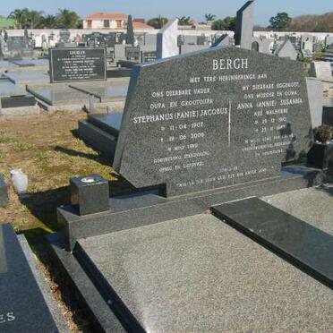 BERGH Stephanus Jacobus 1907-2006 &amp; Anna Susanna MALHERBE 1910-19??