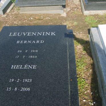 Le - Surnames starting with the letters Le