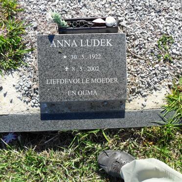 L - Vanne :: Surnames - L