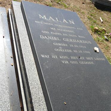 MALAN Daniel Gerhardus 1934-1998