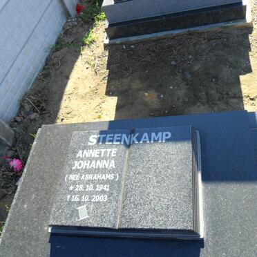 STEENKAMP Annette Johanna nee ABRAHAMS 1941-2003