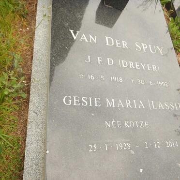SPUY J.F.D., van der 1918-1992 &amp; Gesie Maria KOTZE 1928-2014