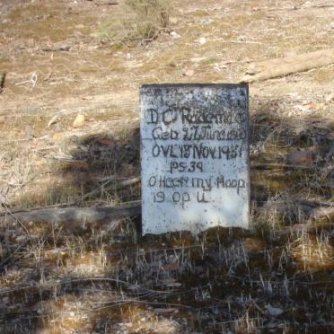 Western Cape, SWELLENDAM district, Stoffels Rivier 494, farm cemetery