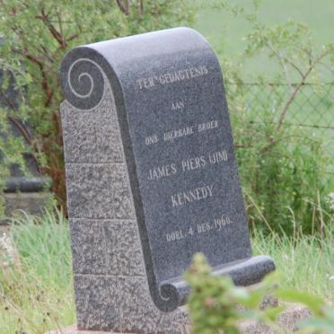 Western Cape, SWELLENDAM district, Bonnievale, Sand Drift 220, farm cemetery