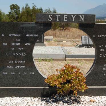 STEYN Johannes 1923-1997 &amp; Catharina J. LOURENS 1910-1985