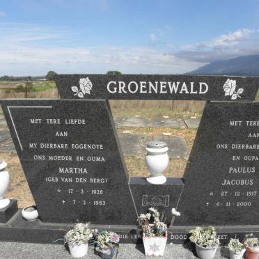 GROENEWALD Paulus Jacobus 1917-2000 &amp; Martha VAN DEN BERG 1926-1983