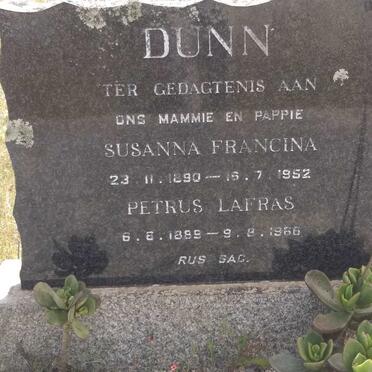 DUNN Petrus Lafras 1889-1966 &amp; Susanna Francina 1890-1952