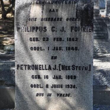 FOURIE Philippus C.J. 1862-1945 &amp; Petronella J. STEYN 1869-1938