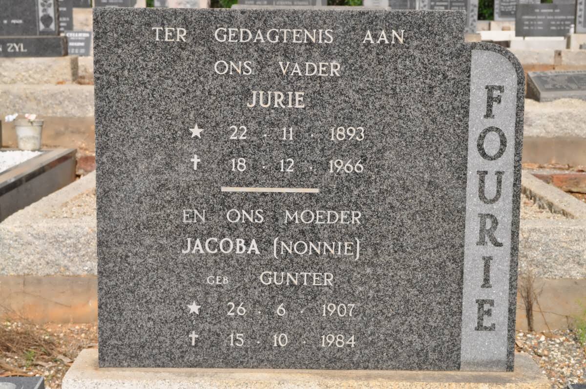 FOURIE Jurie 1893-1966 &amp; Jacoba GUNTER 1907-1984