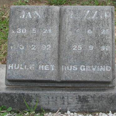 ELLIS Jan 1921-1992 &amp; Lizzie 1925-1996