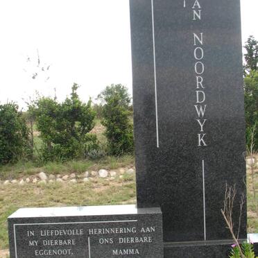 NOORDWYK N.J., van 1912-1978 &amp; J.E. 1915-2002