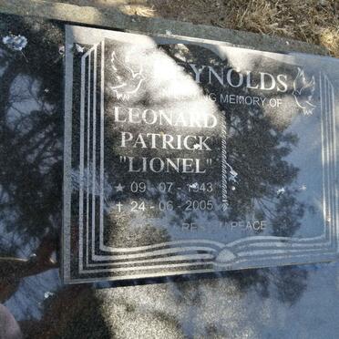 REYNOLDS Leonard Patrick 1943-2005