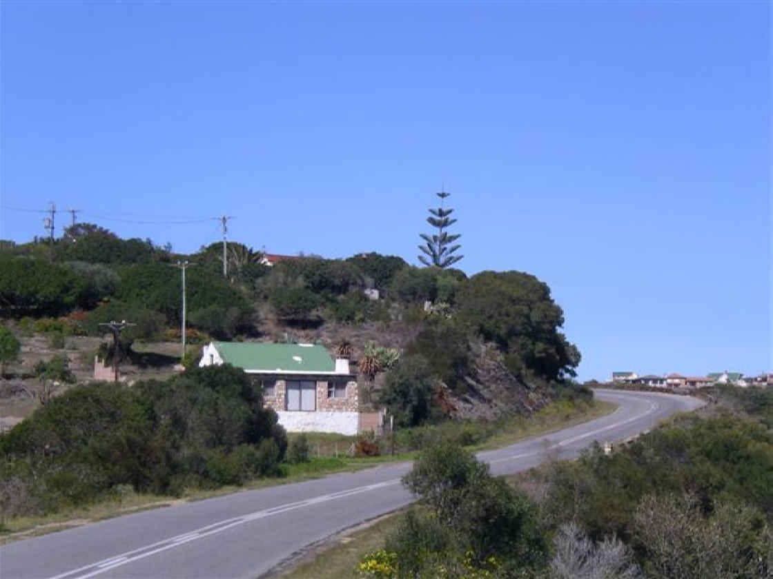 1. Klein pont, langs R305 oppad na Stilbaai, Riversdale