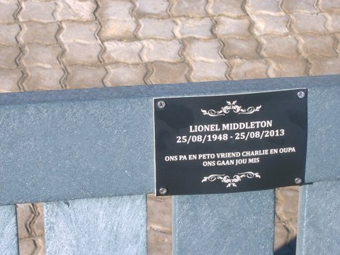 MIDDLETON Lionel 1948-2013