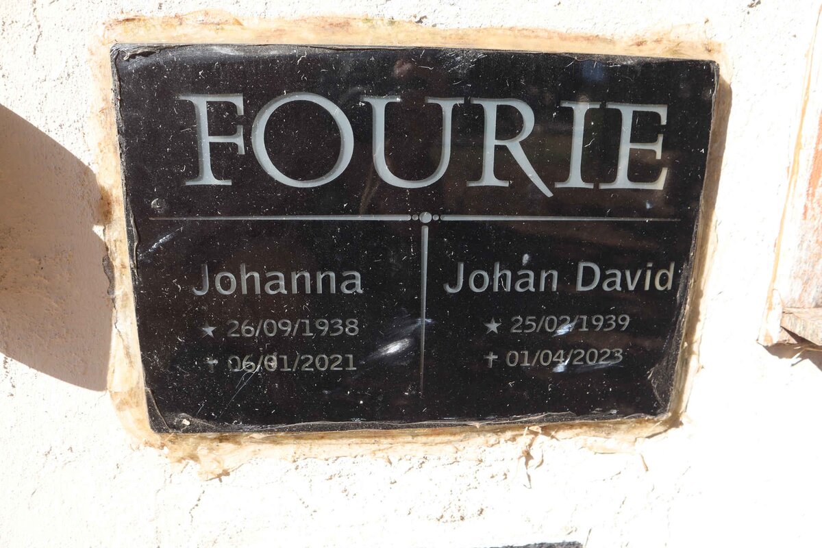 FOURIE Johan David 1939-2023 & Johanna 1938-2021