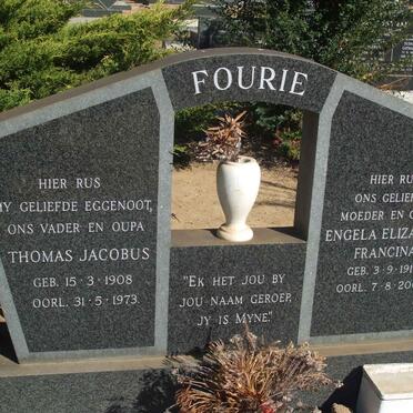 FOURIE Thomas Jacobus 1908-1973 &amp; Engela Elizabeth Francina 1913-2003