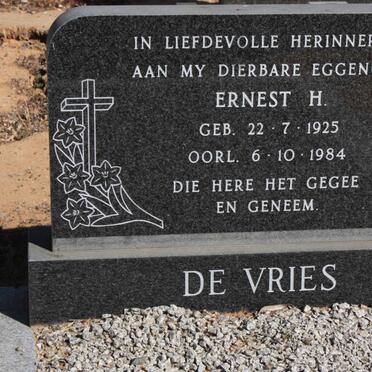 VRIES Ernest H., de 1925-1984 
