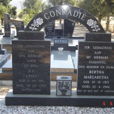 CONRADIE J.L. 1911-1993 &amp; Bertha Margaretha 1913-1986