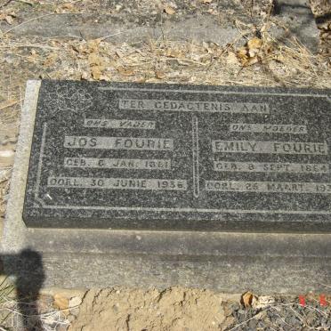 FOURIE Jos 1861-1936 &amp; Emily 1864-1937
