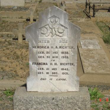 RICHTER Hendrica M.A. 1838-1902 :: RICHTER Francina H.H. 1842-1931