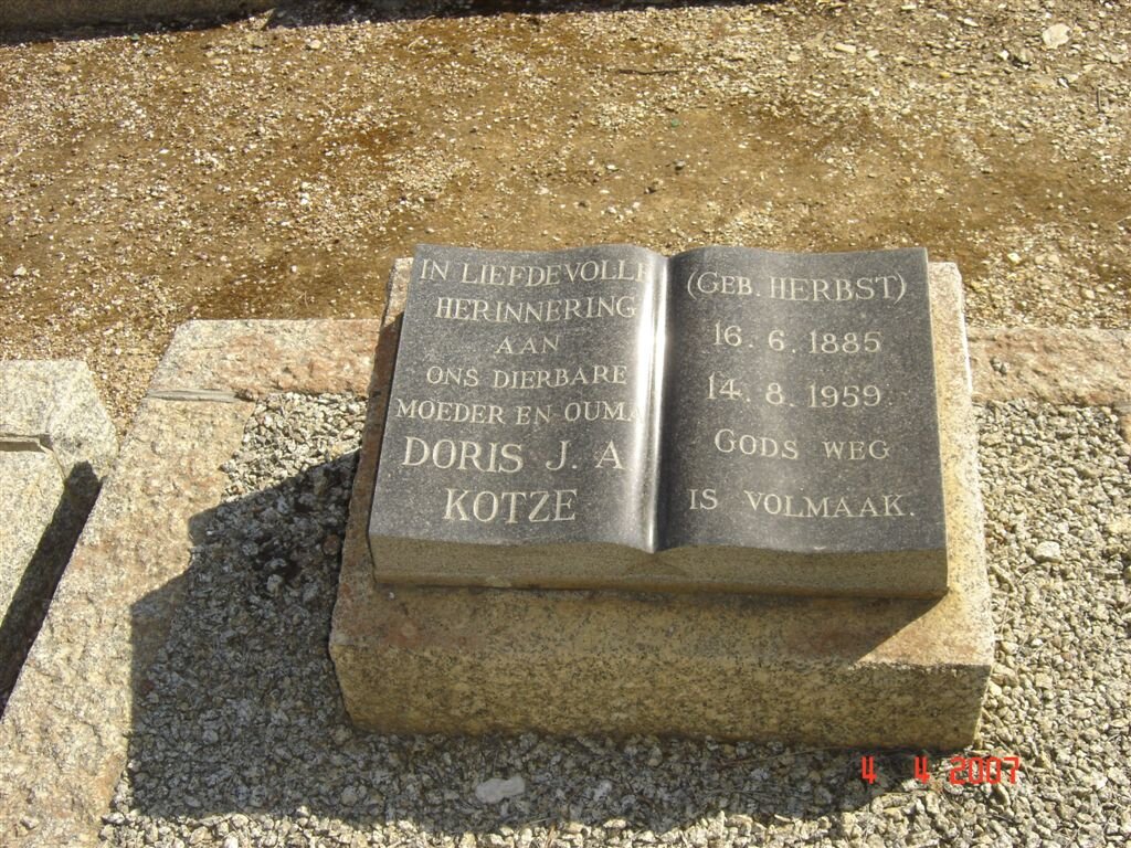 KOTZE Doris J.A. nee HERBST 1885-1959