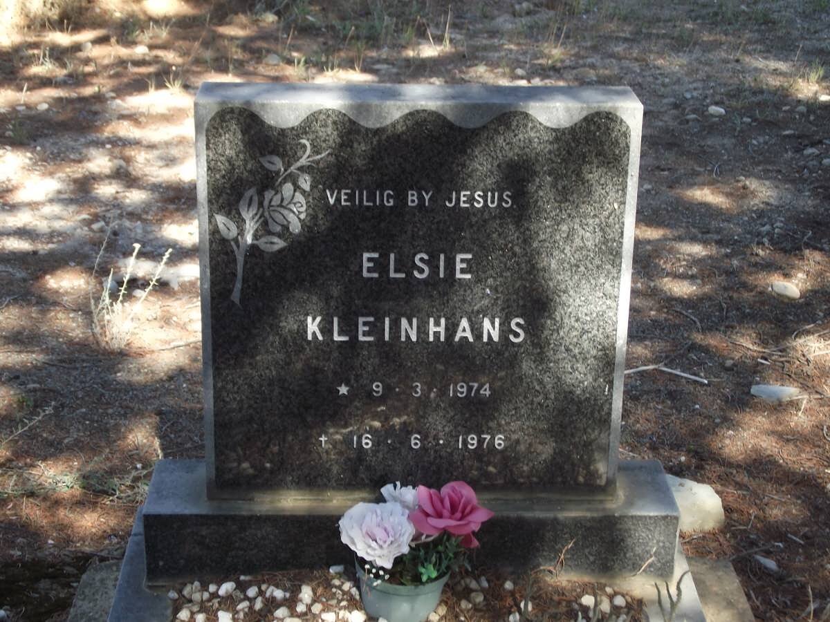 KLEINHANS Elsie 1974-1976