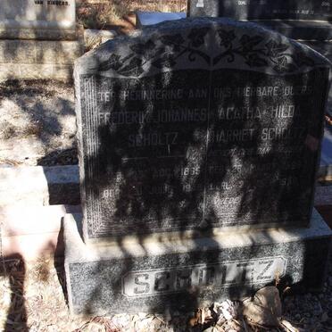 SCHOLTZ Frederik Johannes 1865-1948 &amp; Agatha Hilda Harriet, formerly MEYER nee DANNHAUSER 18??-1958