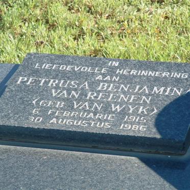 R - Vanne :: Surnames - R