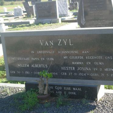 ZYL Willem Albertus, van 1911-1994 &amp; Hester Josina V.D. MERWE 1924-1975