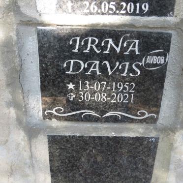 DAVIS Irna 1952-2021