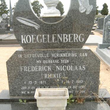 KOEGELENBERG Frederick Nicolaas 1971-1992
