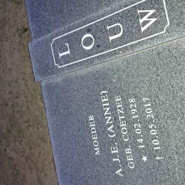 LOUW A.J.E. nee COETZEE 1928-2017