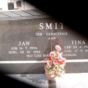 SMIT Jan 1906-1982 &amp; Tina 1909-1993
