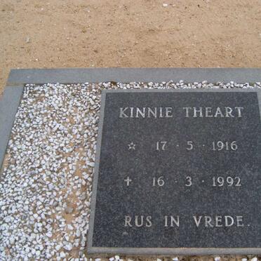 THEART Kinnie 1916-1992