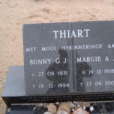 THIART G.J. 1931-1994 &amp; A.J. 1936-2003
