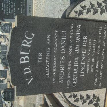 BERG Andries Daniel, v.d. 1896-1956 &amp; Gertruida Jacomina LINGENFELDER voorheen V.D. BERG nee DE VILLIERS 1906-1982