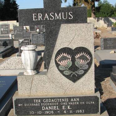 ERASMUS Daniel E.K. 1906-1983 &amp; Maria B.T. CONRADIE 1914-2000