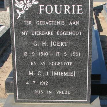 FOURIE G.H. 1910-1991 &amp; M.C.J. 1912-